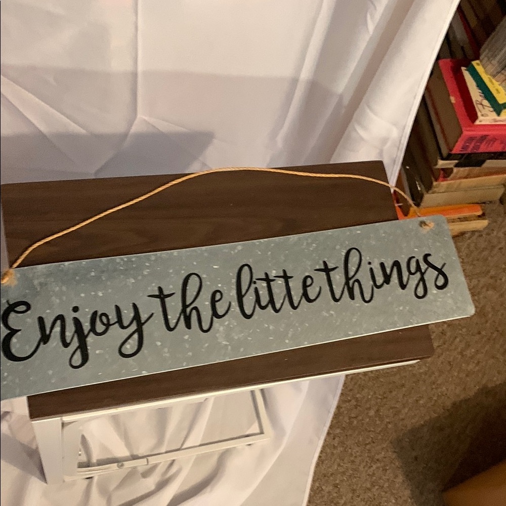 Decorative Sign with Inspirational Quote